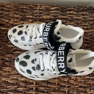Burberry sneakers